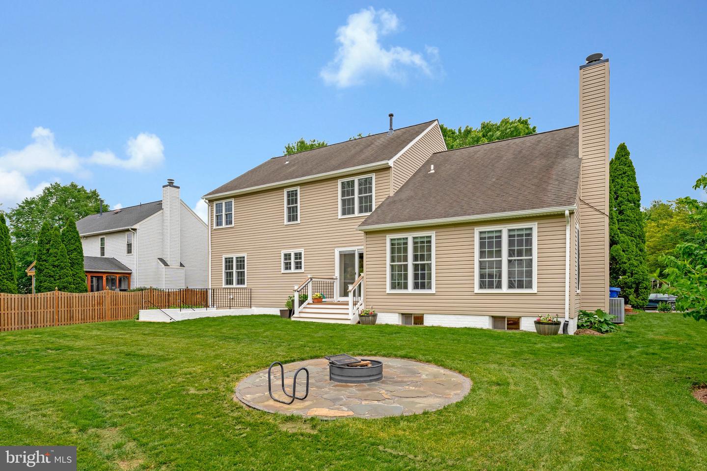 218 FOXBOROUGH DR SW, LEESBURG, Virginia 20175, 4 Bedrooms Bedrooms, ,3 BathroomsBathrooms,Residential,For sale,218 FOXBOROUGH DR SW,VALO2091906 MLS # VALO2091906