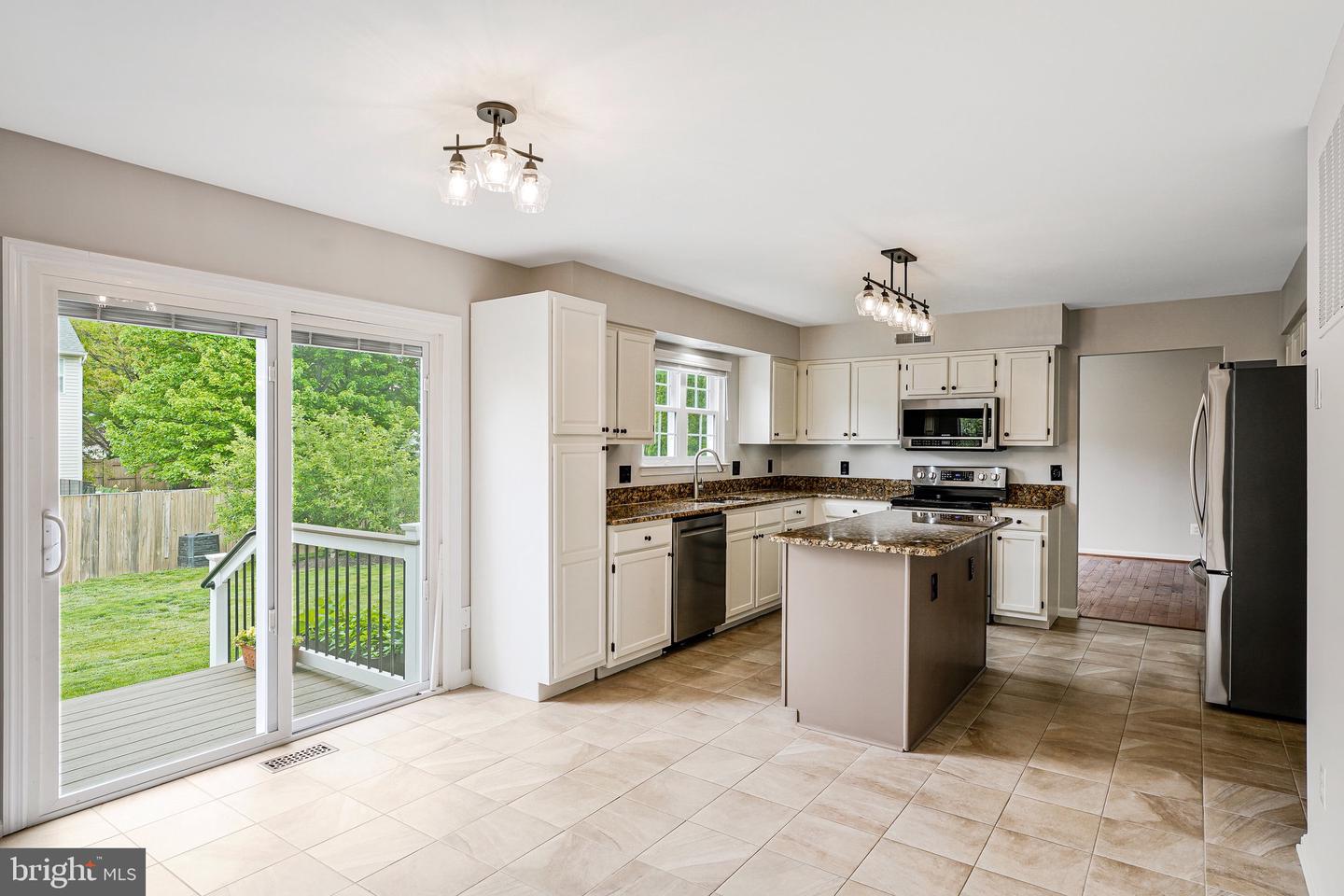 218 FOXBOROUGH DR SW, LEESBURG, Virginia 20175, 4 Bedrooms Bedrooms, ,3 BathroomsBathrooms,Residential,For sale,218 FOXBOROUGH DR SW,VALO2091906 MLS # VALO2091906