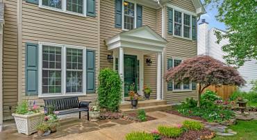 218 FOXBOROUGH DR SW, LEESBURG, Virginia 20175, 4 Bedrooms Bedrooms, ,3 BathroomsBathrooms,Residential,For sale,218 FOXBOROUGH DR SW,VALO2091906 MLS # VALO2091906