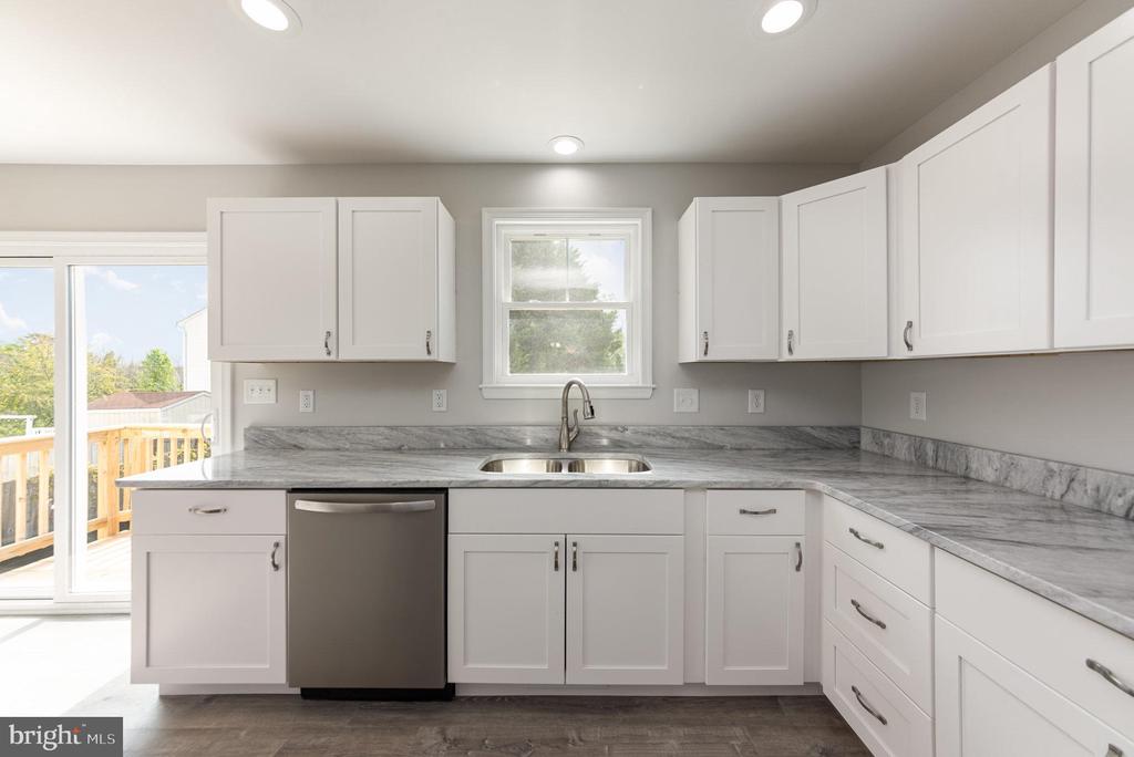 100 GERBER DR, FREDERICKSBURG, Virginia, ,Residential,100 GERBER DR,VASP2033020 MLS # VASP2033020