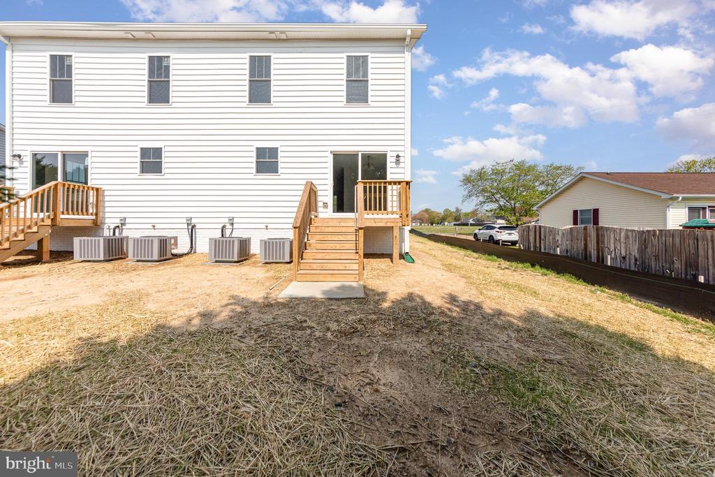 100 GERBER DR, FREDERICKSBURG, Virginia, ,Residential,100 GERBER DR,VASP2033020 MLS # VASP2033020