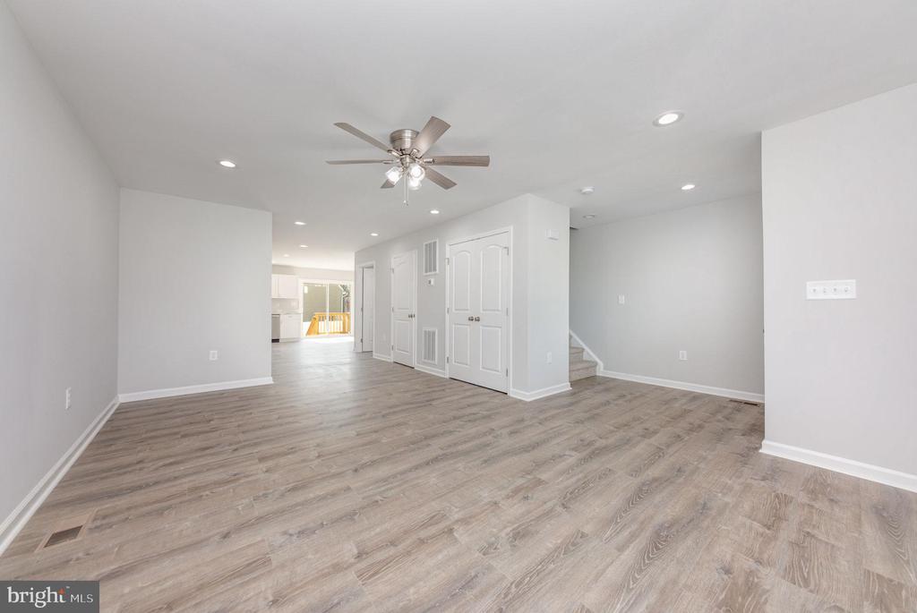 100 GERBER DR, FREDERICKSBURG, Virginia, ,Residential,100 GERBER DR,VASP2033020 MLS # VASP2033020