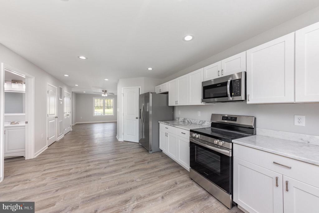 100 GERBER DR, FREDERICKSBURG, Virginia, ,Residential,100 GERBER DR,VASP2033020 MLS # VASP2033020