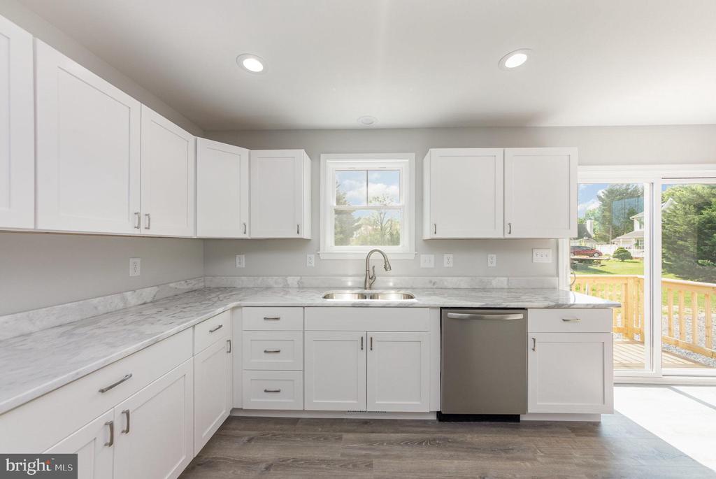 100 GERBER DR, FREDERICKSBURG, Virginia, ,Residential,100 GERBER DR,VASP2033020 MLS # VASP2033020