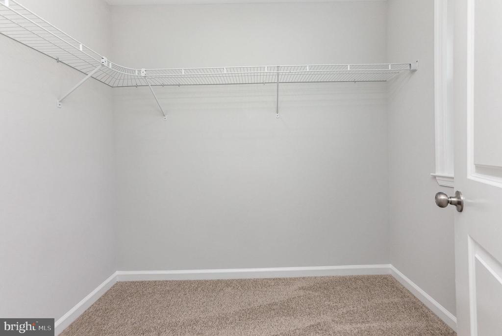 100 GERBER DR, FREDERICKSBURG, Virginia, ,Residential,100 GERBER DR,VASP2033020 MLS # VASP2033020