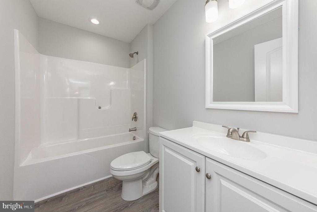100 GERBER DR, FREDERICKSBURG, Virginia, ,Residential,100 GERBER DR,VASP2033020 MLS # VASP2033020