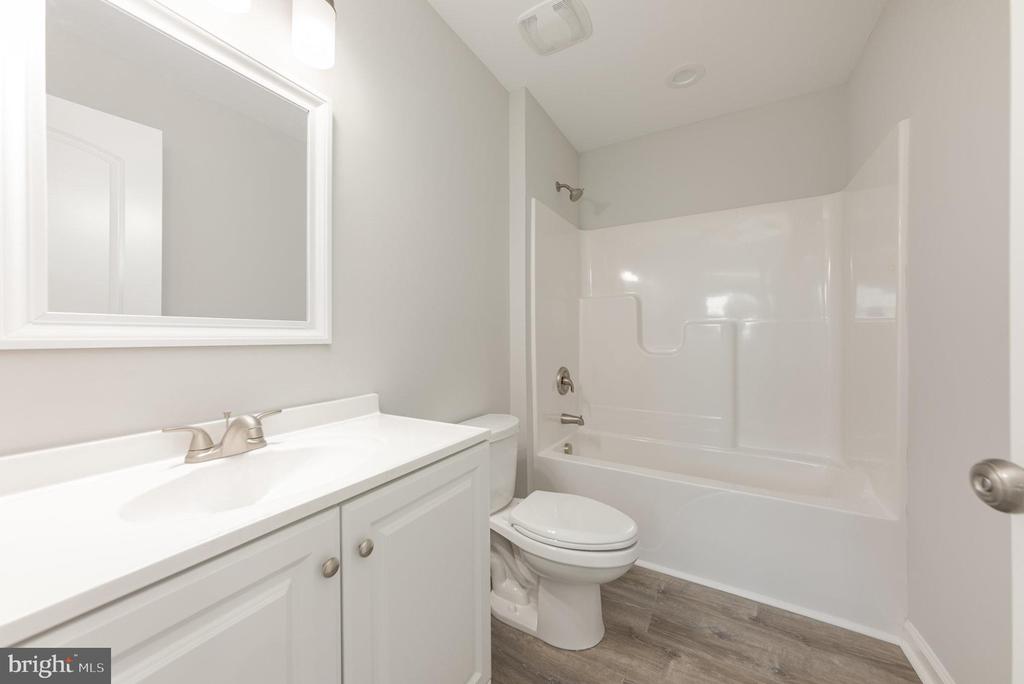 100 GERBER DR, FREDERICKSBURG, Virginia, ,Residential,100 GERBER DR,VASP2033020 MLS # VASP2033020