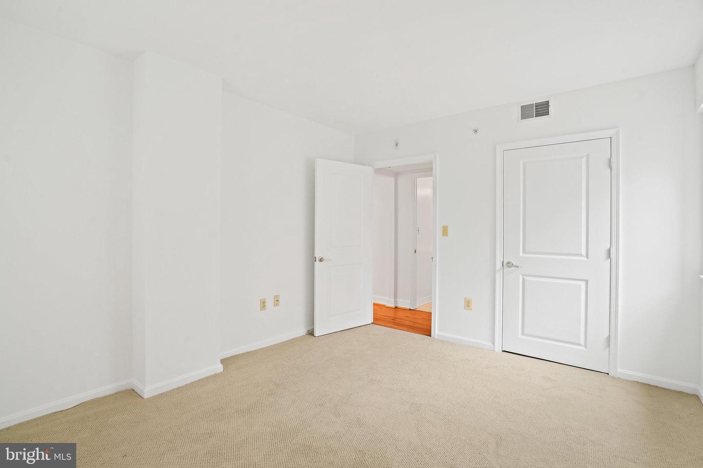 1225 13TH ST NW #306, WASHINGTON, District Of Columbia 20005, 1 Bedroom Bedrooms, ,1 BathroomBathrooms,Residential,For sale,1225 13TH ST NW #306,DCDC2191194 MLS # DCDC2191194
