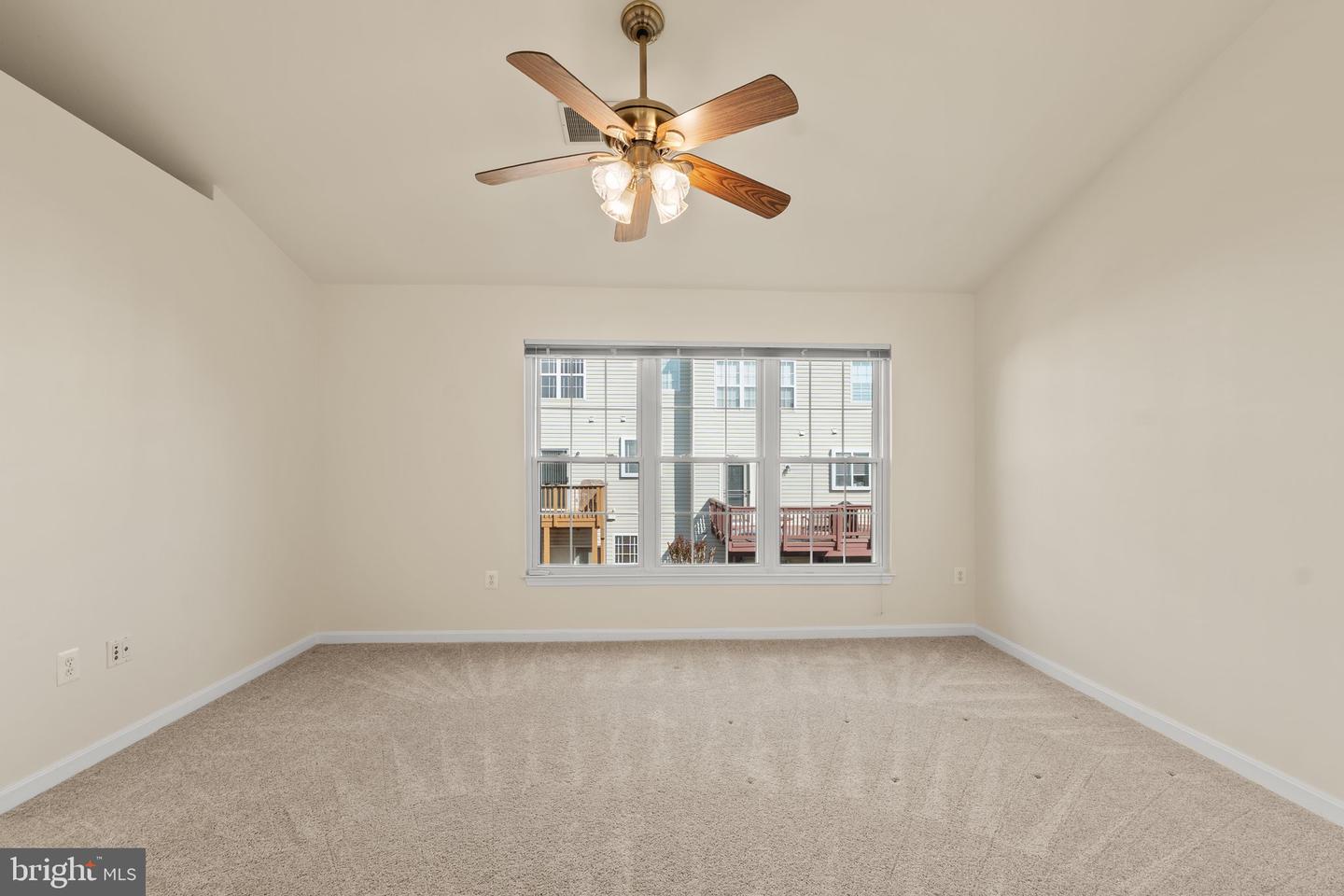 13604 RED SQUIRREL WAY, HERNDON, Virginia 20171, 3 Bedrooms Bedrooms, ,2 BathroomsBathrooms,Residential,For sale,13604 RED SQUIRREL WAY,VAFX2229882 MLS # VAFX2229882