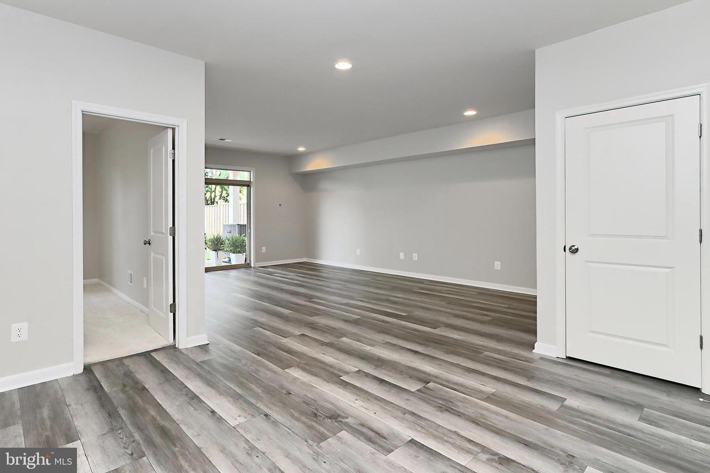 23398 EVENING PRIMROSE SQ, BRAMBLETON, Virginia 20148, 4 Bedrooms Bedrooms, ,3 BathroomsBathrooms,Residential,For sale,23398 EVENING PRIMROSE SQ,VALO2092224 MLS # VALO2092224