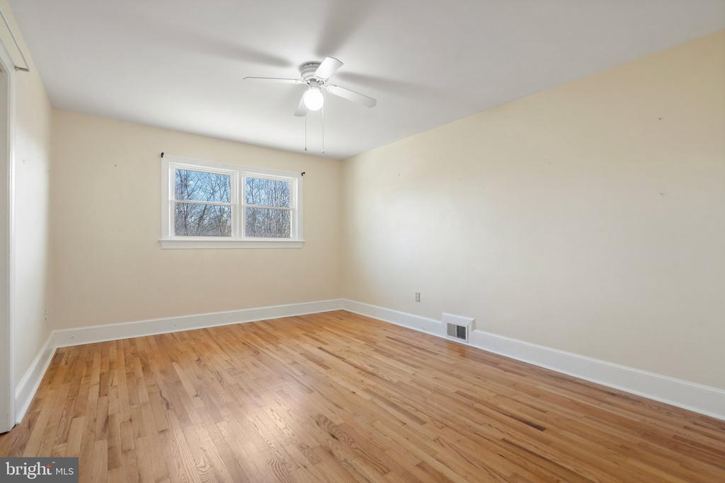 515 RADIO LANE, CULPEPER, Virginia 22701, 4 Bedrooms Bedrooms, ,1 BathroomBathrooms,Residential,515 RADIO LANE,VACU2009504 MLS # VACU2009504