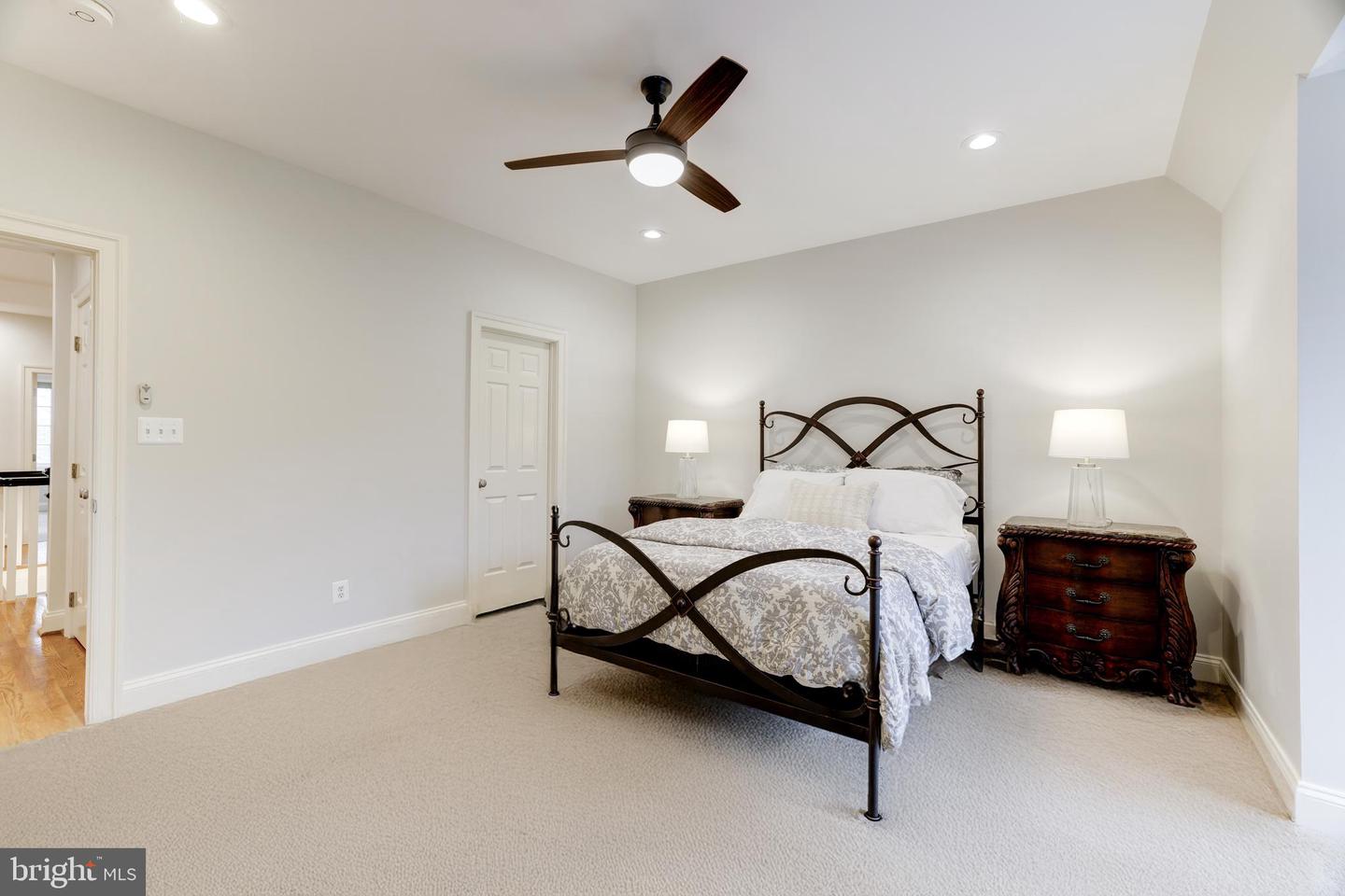 18969 PEALE LN, LEESBURG, Virginia 20175, 5 Bedrooms Bedrooms, ,4 BathroomsBathrooms,Residential,For sale,18969 PEALE LN,VALO2092038 MLS # VALO2092038