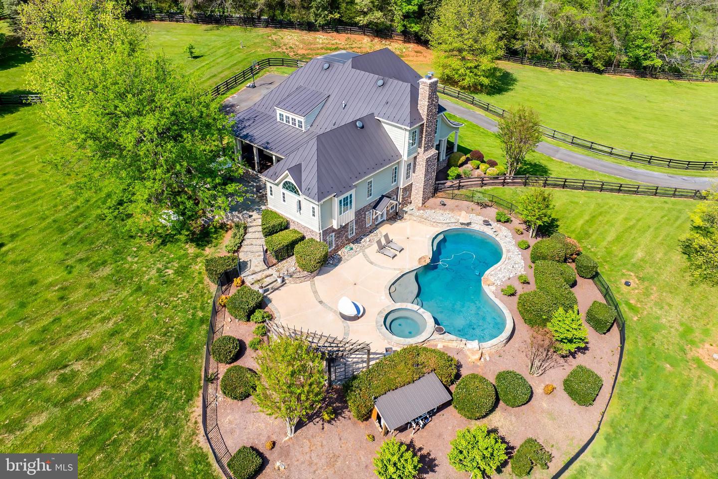18969 PEALE LN, LEESBURG, Virginia 20175, 5 Bedrooms Bedrooms, ,4 BathroomsBathrooms,Residential,For sale,18969 PEALE LN,VALO2092038 MLS # VALO2092038