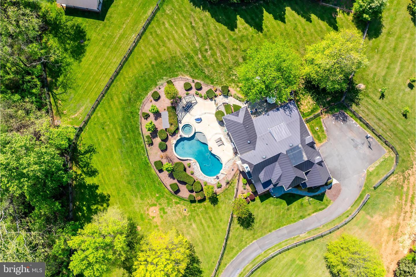 18969 PEALE LN, LEESBURG, Virginia 20175, 5 Bedrooms Bedrooms, ,4 BathroomsBathrooms,Residential,For sale,18969 PEALE LN,VALO2092038 MLS # VALO2092038