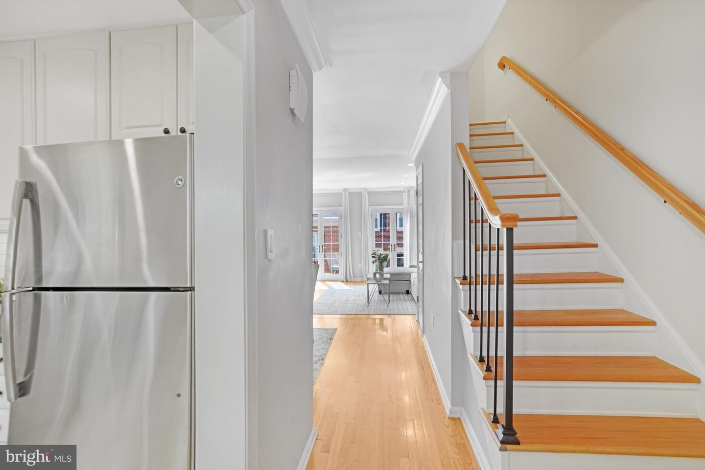 1948 N CLEVELAND ST, ARLINGTON, Virginia 22201, 2 Bedrooms Bedrooms, ,2 BathroomsBathrooms,Residential,For sale,1948 N CLEVELAND ST,VAAR2055014 MLS # VAAR2055014