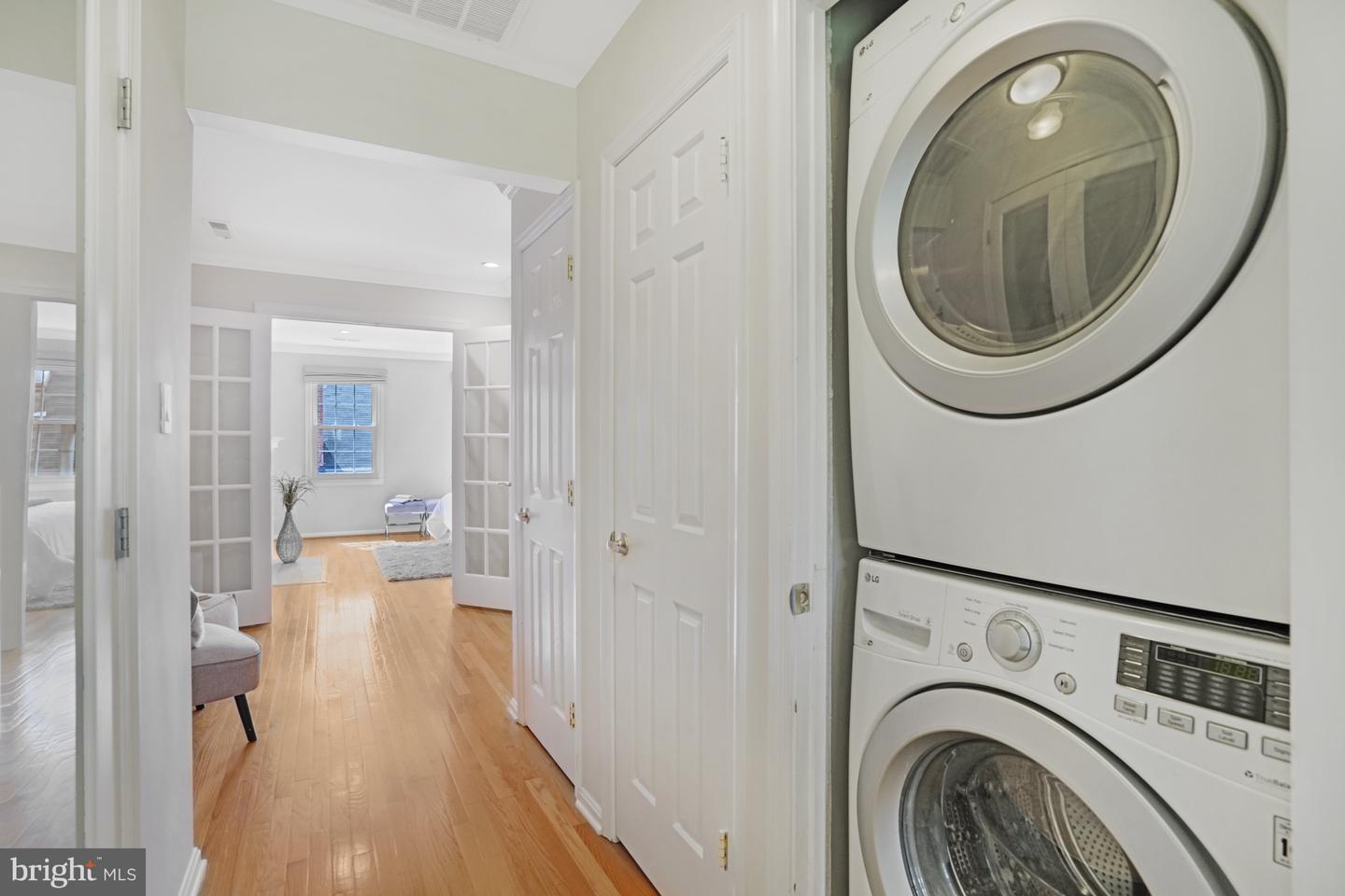 1948 N CLEVELAND ST, ARLINGTON, Virginia 22201, 2 Bedrooms Bedrooms, ,2 BathroomsBathrooms,Residential,For sale,1948 N CLEVELAND ST,VAAR2055014 MLS # VAAR2055014