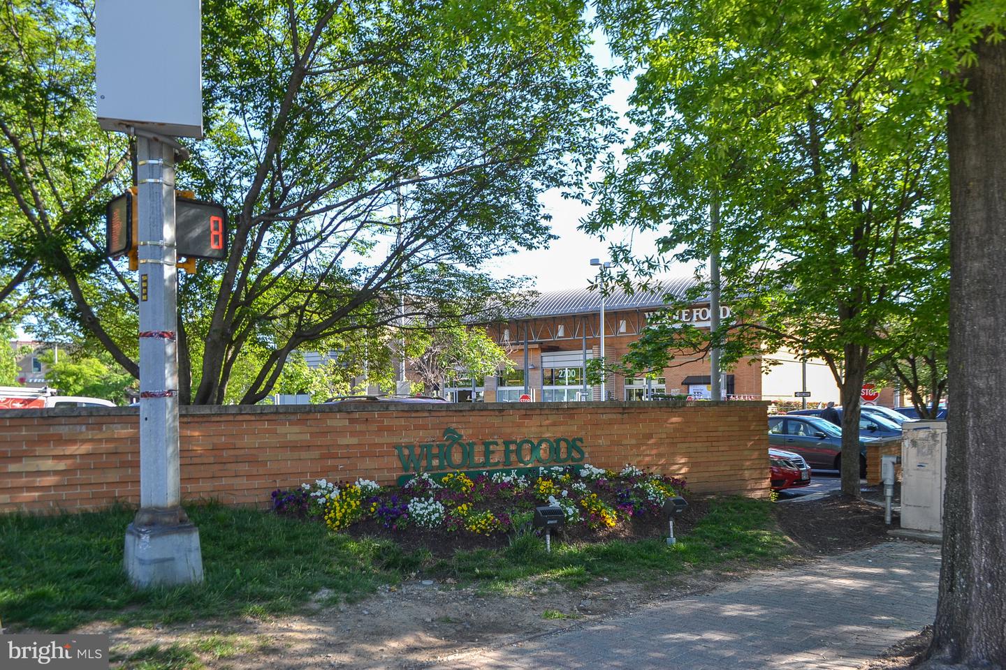 1948 N CLEVELAND ST, ARLINGTON, Virginia 22201, 2 Bedrooms Bedrooms, ,2 BathroomsBathrooms,Residential,For sale,1948 N CLEVELAND ST,VAAR2055014 MLS # VAAR2055014