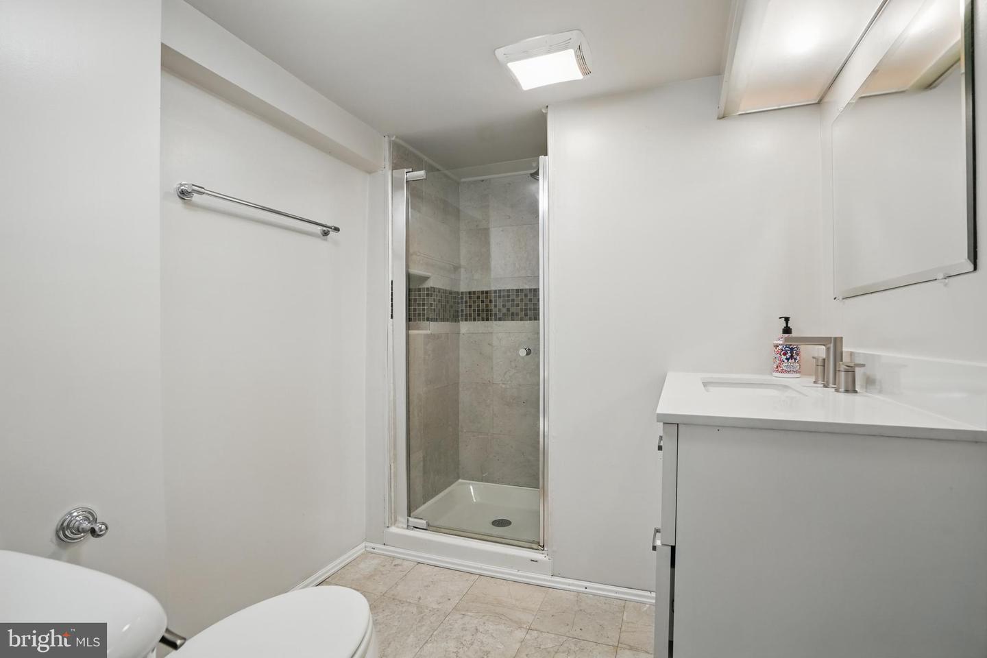 136 R ST NE, WASHINGTON, District Of Columbia 20002, 3 Bedrooms Bedrooms, ,3 BathroomsBathrooms,Residential,For sale,136 R ST NE,DCDC2192938 MLS # DCDC2192938