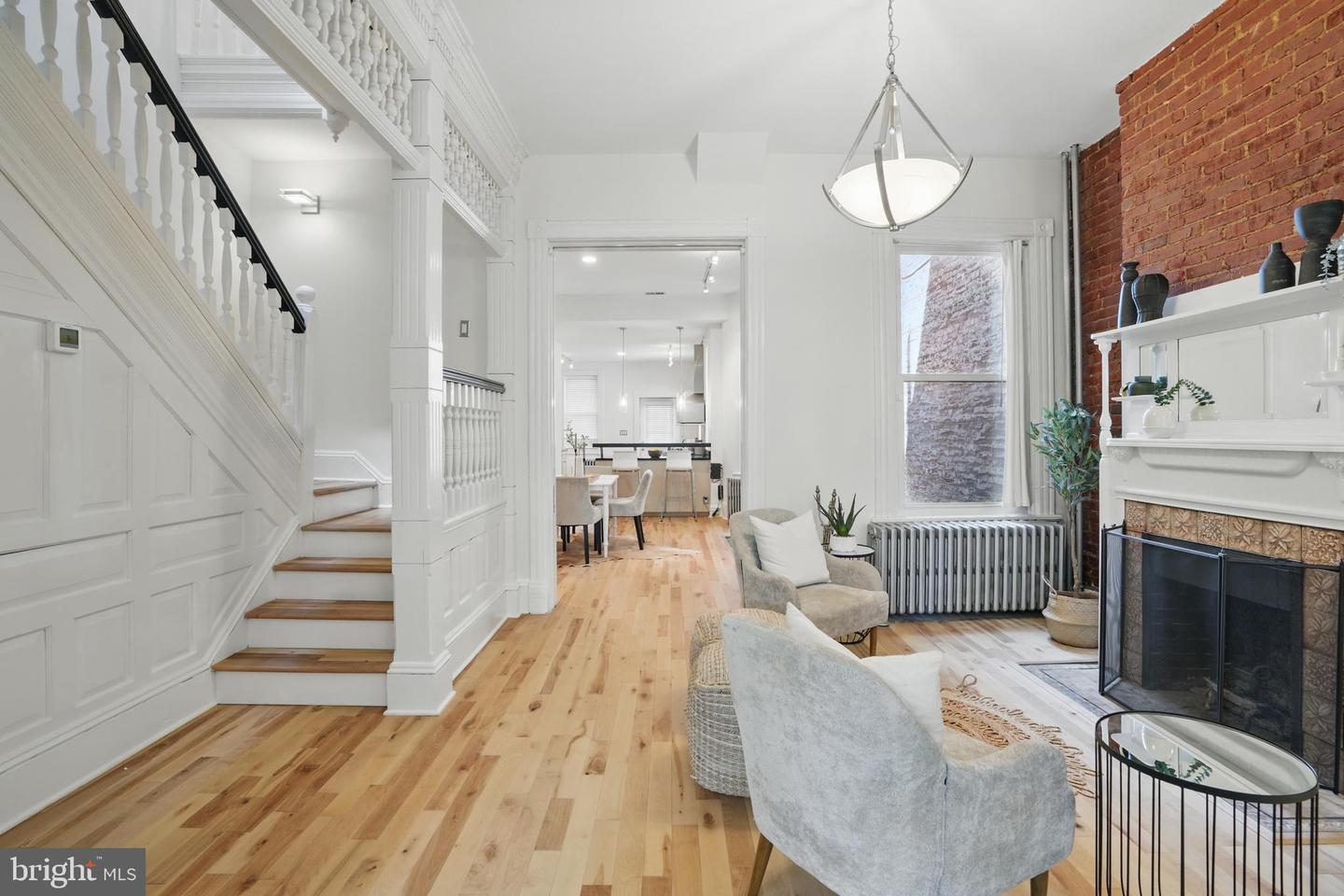 136 R ST NE, WASHINGTON, District Of Columbia 20002, 3 Bedrooms Bedrooms, ,3 BathroomsBathrooms,Residential,For sale,136 R ST NE,DCDC2192938 MLS # DCDC2192938