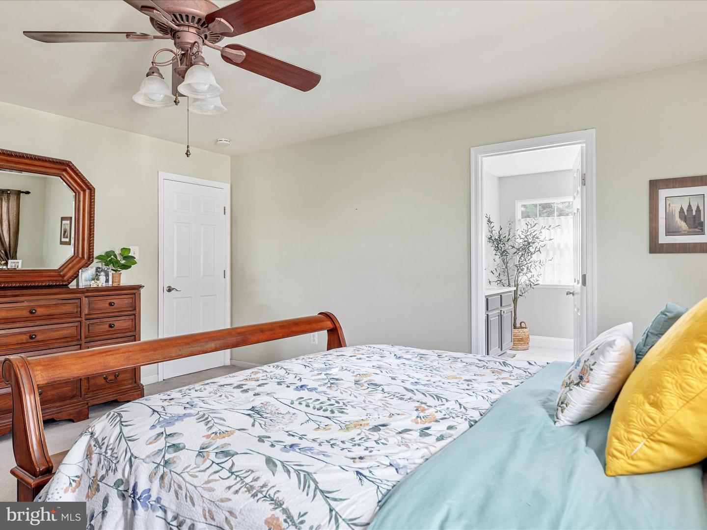 12119 TAMAR CT, BRISTOW, Virginia 20136, 4 Bedrooms Bedrooms, ,3 BathroomsBathrooms,Residential,For sale,12119 TAMAR CT,VAPW2090932 MLS # VAPW2090932
