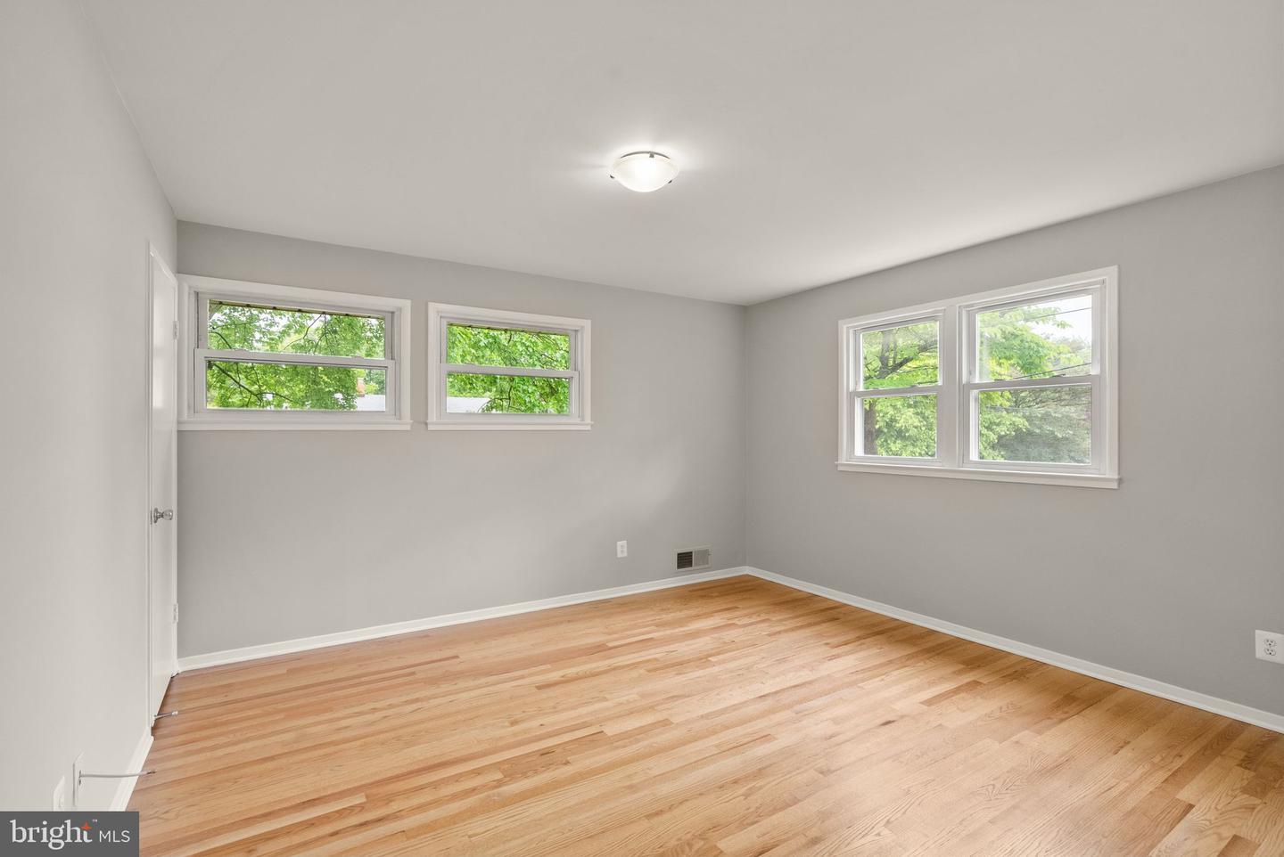 5301 NUTTING DR, SPRINGFIELD, Virginia 22151, 3 Bedrooms Bedrooms, ,3 BathroomsBathrooms,Residential,For sale,5301 NUTTING DR,VAFX2231714 MLS # VAFX2231714