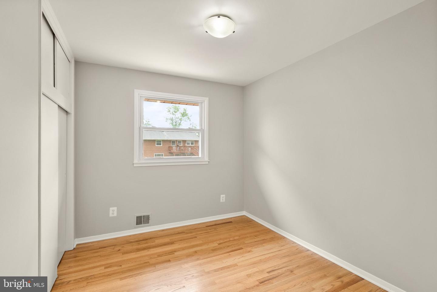 5301 NUTTING DR, SPRINGFIELD, Virginia 22151, 3 Bedrooms Bedrooms, ,3 BathroomsBathrooms,Residential,For sale,5301 NUTTING DR,VAFX2231714 MLS # VAFX2231714