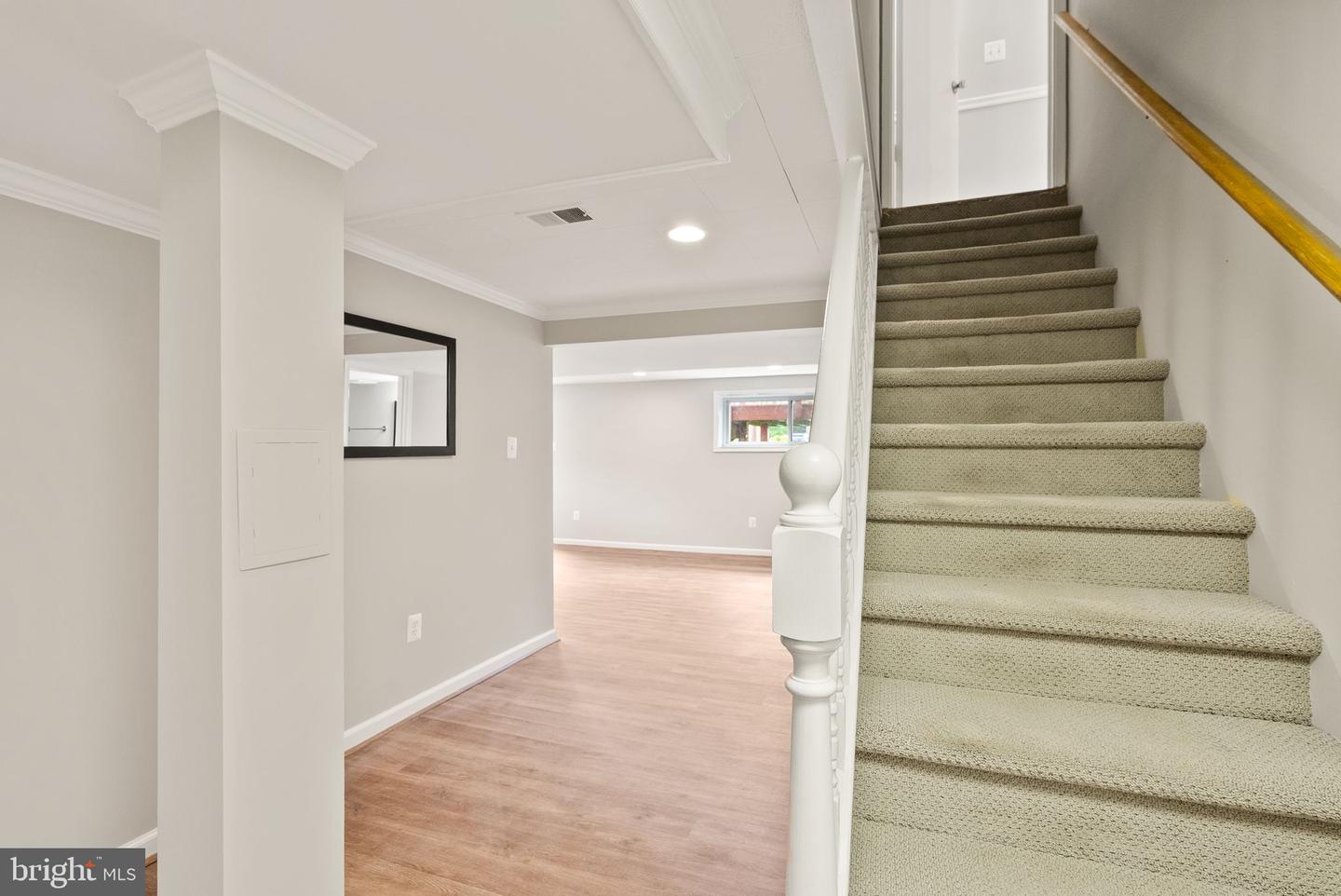 5301 NUTTING DR, SPRINGFIELD, Virginia 22151, 3 Bedrooms Bedrooms, ,3 BathroomsBathrooms,Residential,For sale,5301 NUTTING DR,VAFX2231714 MLS # VAFX2231714