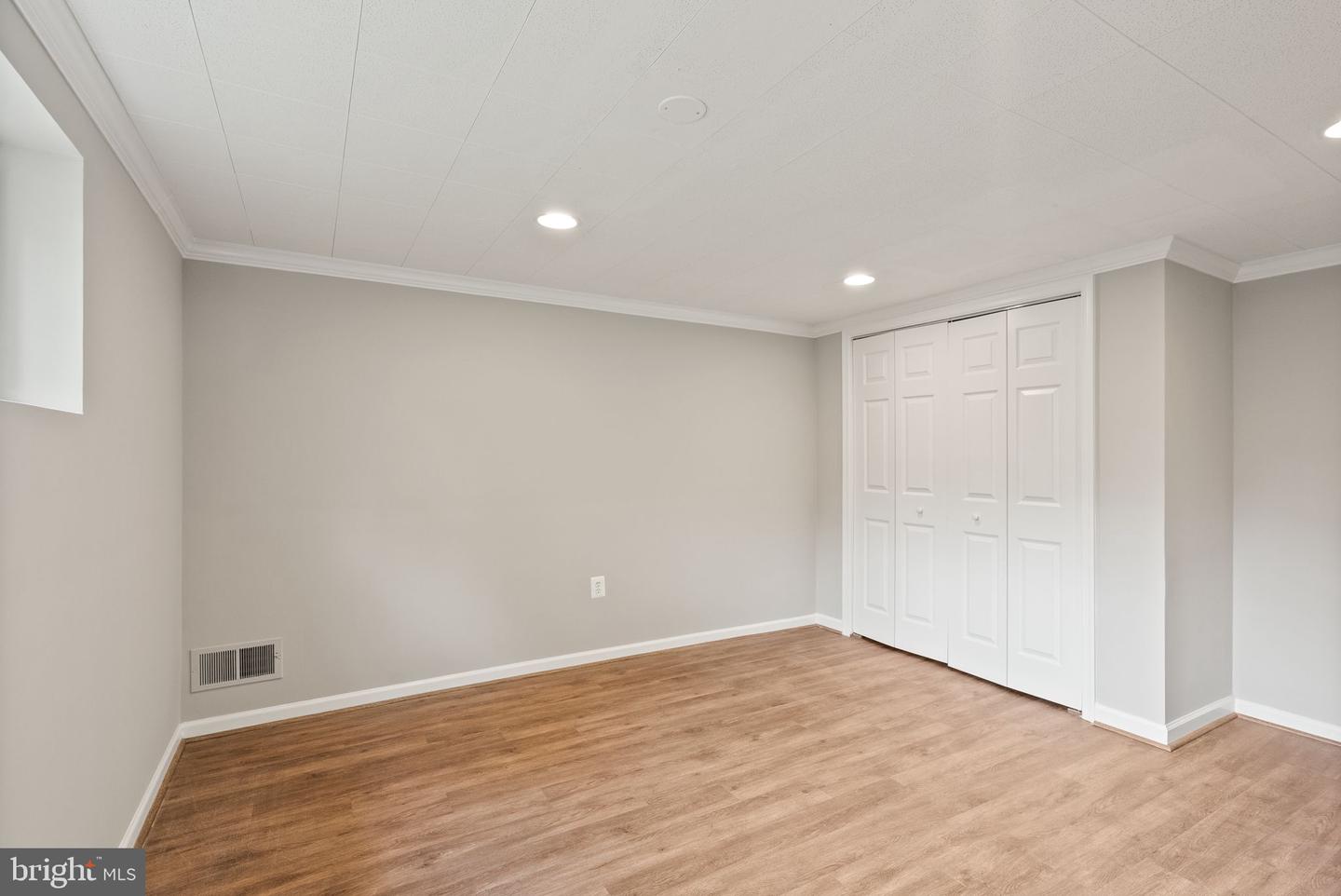 5301 NUTTING DR, SPRINGFIELD, Virginia 22151, 3 Bedrooms Bedrooms, ,3 BathroomsBathrooms,Residential,For sale,5301 NUTTING DR,VAFX2231714 MLS # VAFX2231714