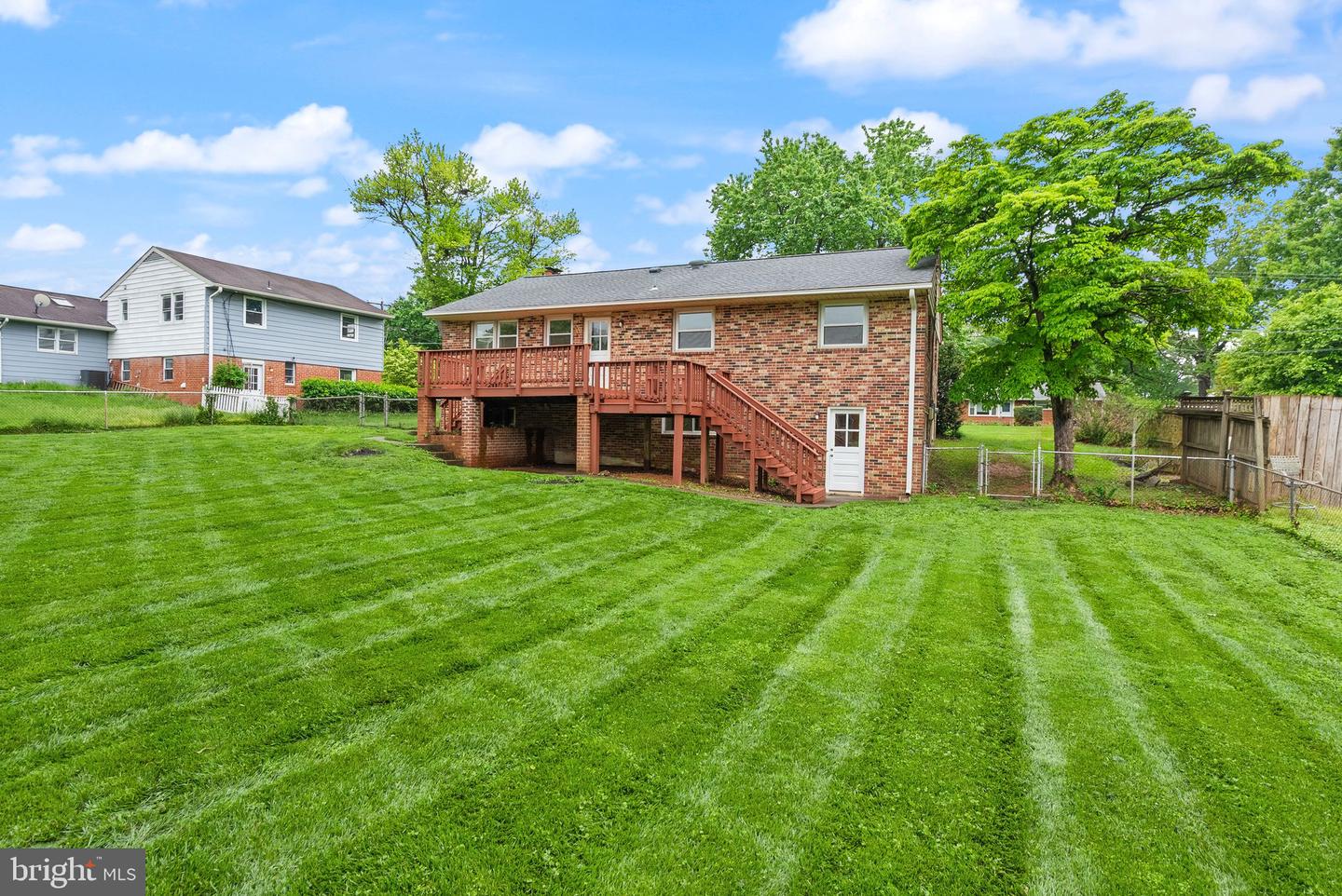 5301 NUTTING DR, SPRINGFIELD, Virginia 22151, 3 Bedrooms Bedrooms, ,3 BathroomsBathrooms,Residential,For sale,5301 NUTTING DR,VAFX2231714 MLS # VAFX2231714