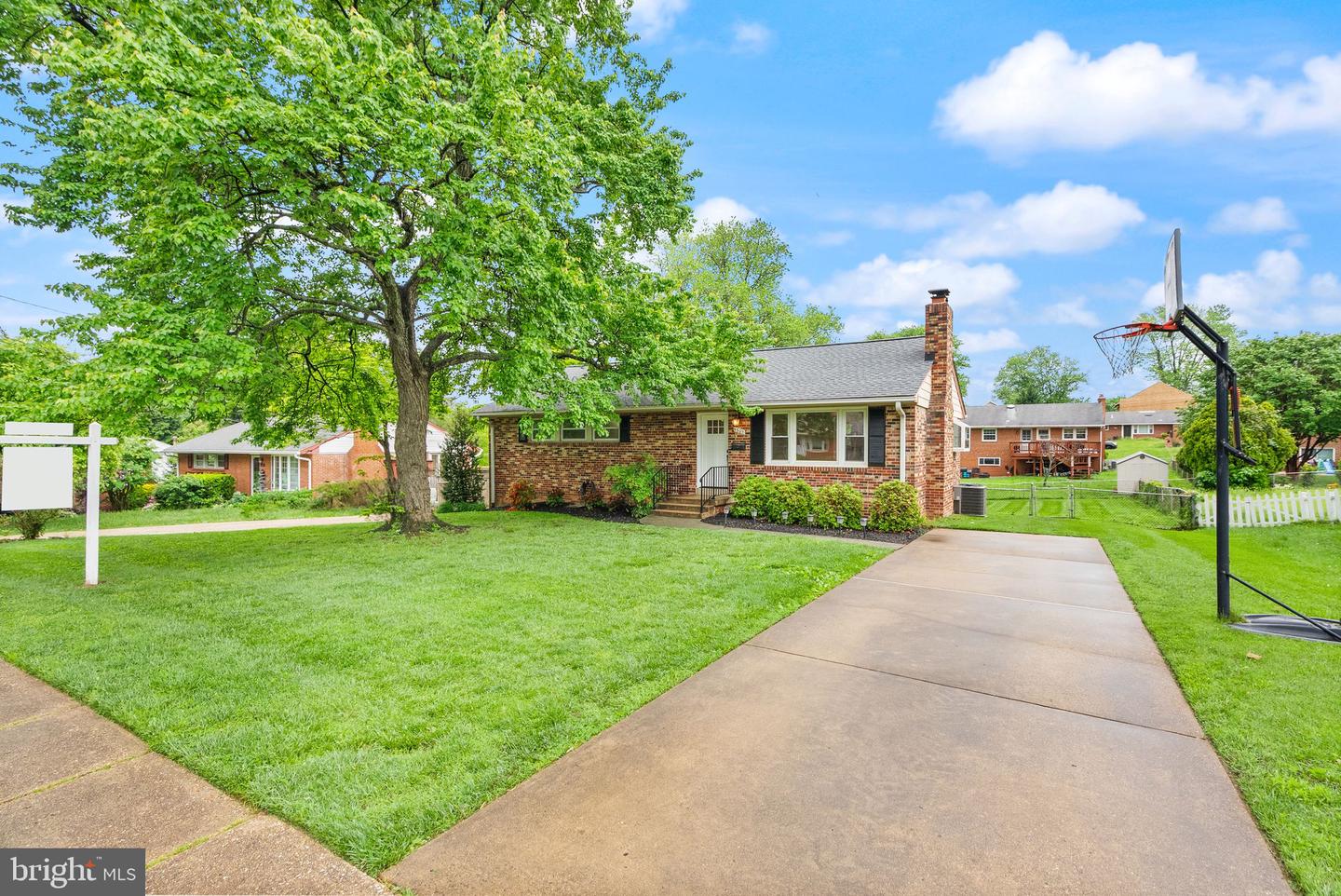 5301 NUTTING DR, SPRINGFIELD, Virginia 22151, 3 Bedrooms Bedrooms, ,3 BathroomsBathrooms,Residential,For sale,5301 NUTTING DR,VAFX2231714 MLS # VAFX2231714