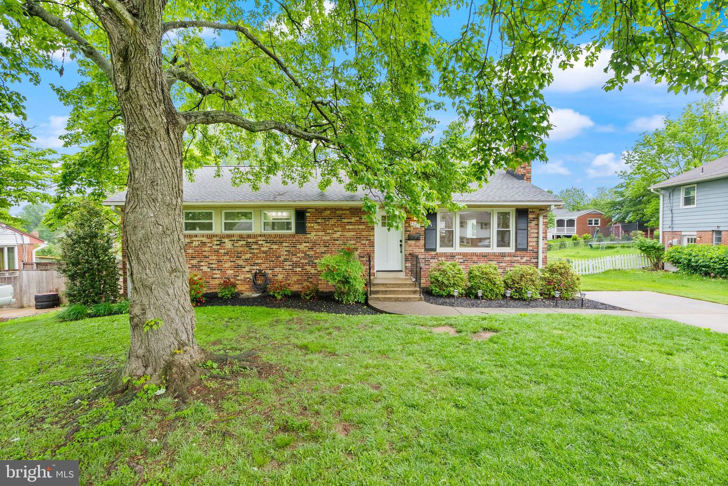 5301 NUTTING DR, SPRINGFIELD, Virginia 22151, 3 Bedrooms Bedrooms, ,3 BathroomsBathrooms,Residential,For sale,5301 NUTTING DR,VAFX2231714 MLS # VAFX2231714