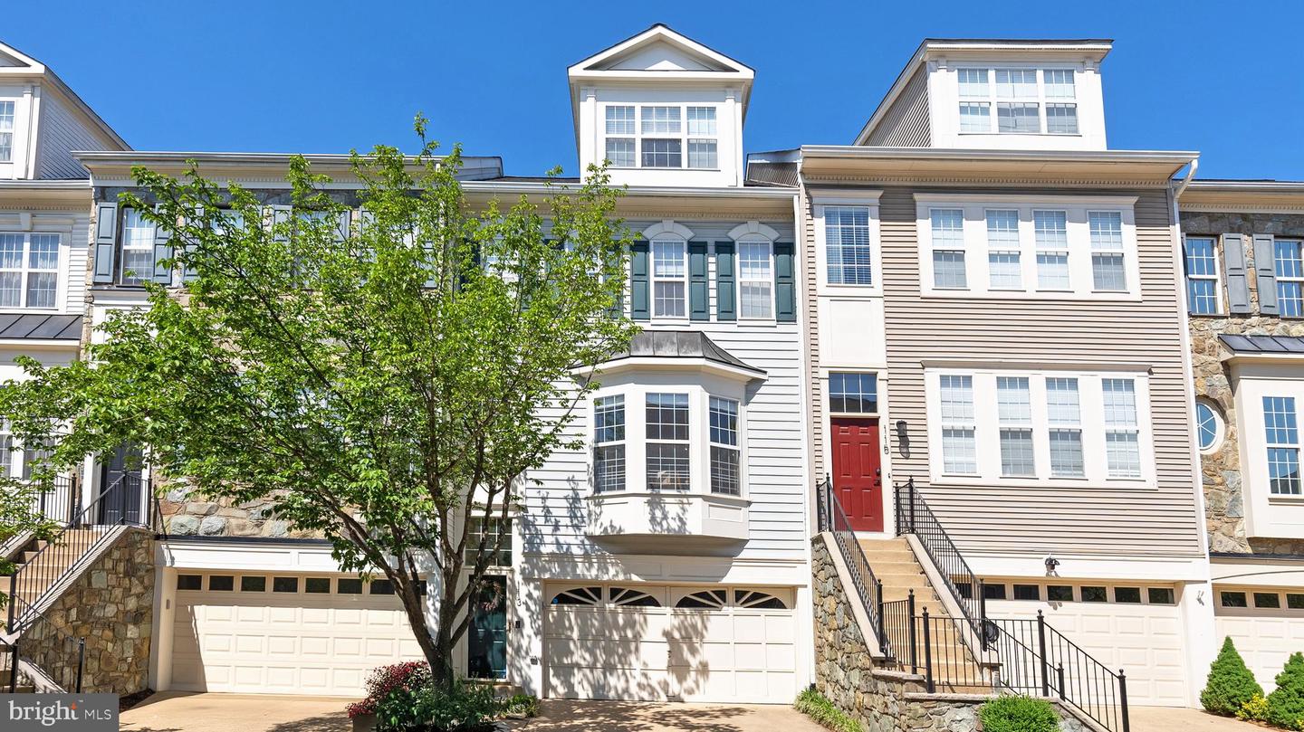 113 LAKE COOK DR, ALEXANDRIA, Virginia 22304, 4 Bedrooms Bedrooms, ,3 BathroomsBathrooms,Residential,For sale,113 LAKE COOK DR,VAAX2043698 MLS # VAAX2043698