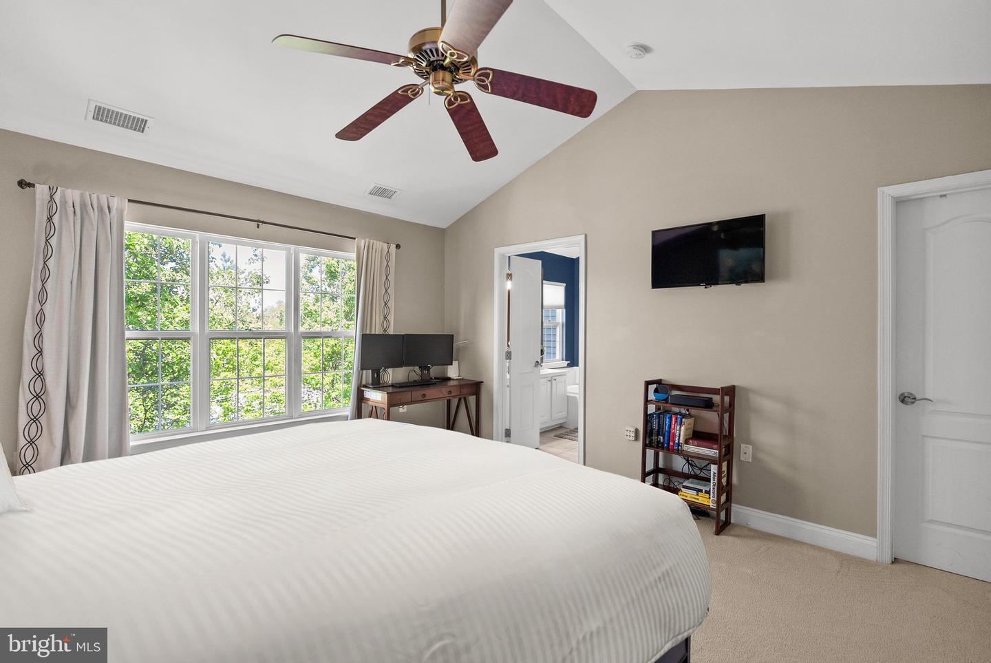 113 LAKE COOK DR, ALEXANDRIA, Virginia 22304, 4 Bedrooms Bedrooms, ,3 BathroomsBathrooms,Residential,For sale,113 LAKE COOK DR,VAAX2043698 MLS # VAAX2043698