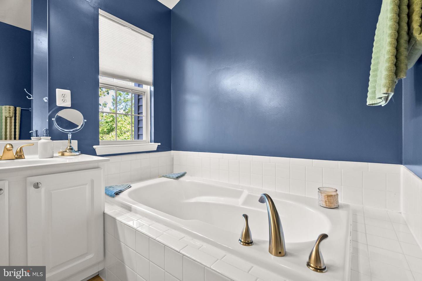 113 LAKE COOK DR, ALEXANDRIA, Virginia 22304, 4 Bedrooms Bedrooms, ,3 BathroomsBathrooms,Residential,For sale,113 LAKE COOK DR,VAAX2043698 MLS # VAAX2043698