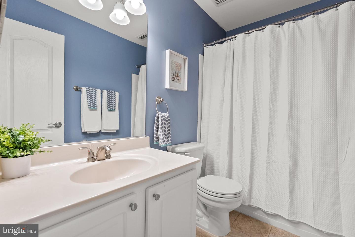 113 LAKE COOK DR, ALEXANDRIA, Virginia 22304, 4 Bedrooms Bedrooms, ,3 BathroomsBathrooms,Residential,For sale,113 LAKE COOK DR,VAAX2043698 MLS # VAAX2043698