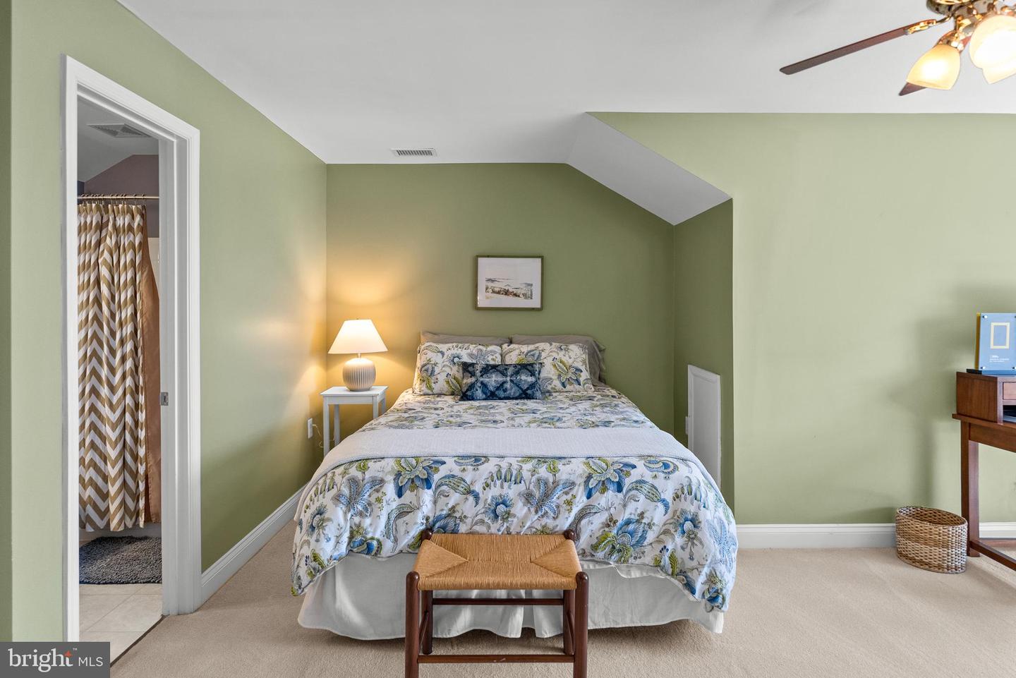 113 LAKE COOK DR, ALEXANDRIA, Virginia 22304, 4 Bedrooms Bedrooms, ,3 BathroomsBathrooms,Residential,For sale,113 LAKE COOK DR,VAAX2043698 MLS # VAAX2043698