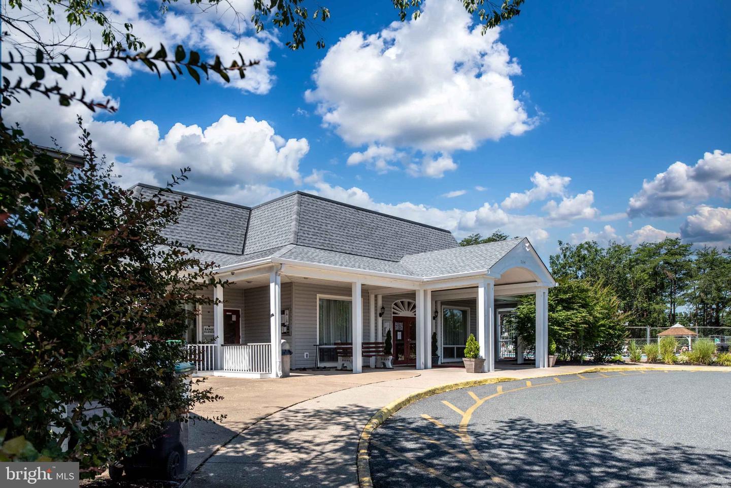 1121 COLUMBUS DR, STAFFORD, Virginia 22554, 4 Bedrooms Bedrooms, ,2 BathroomsBathrooms,Residential,For sale,1121 COLUMBUS DR,VAST2037592 MLS # VAST2037592