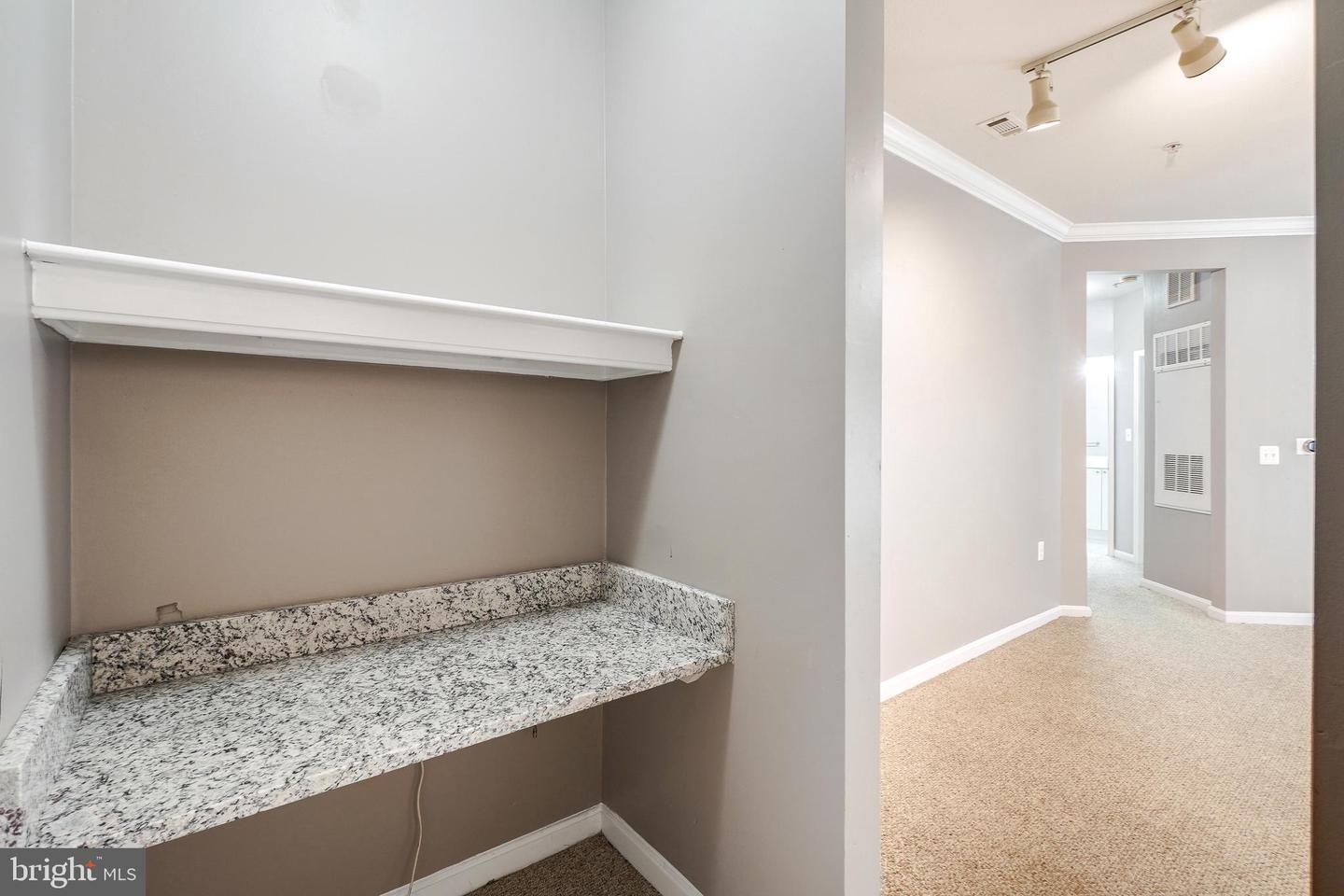 2791 CENTERBORO DR #186, VIENNA, Virginia 22181, 2 Bedrooms Bedrooms, ,2 BathroomsBathrooms,Residential,For sale,2791 CENTERBORO DR #186,VAFX2232394 MLS # VAFX2232394