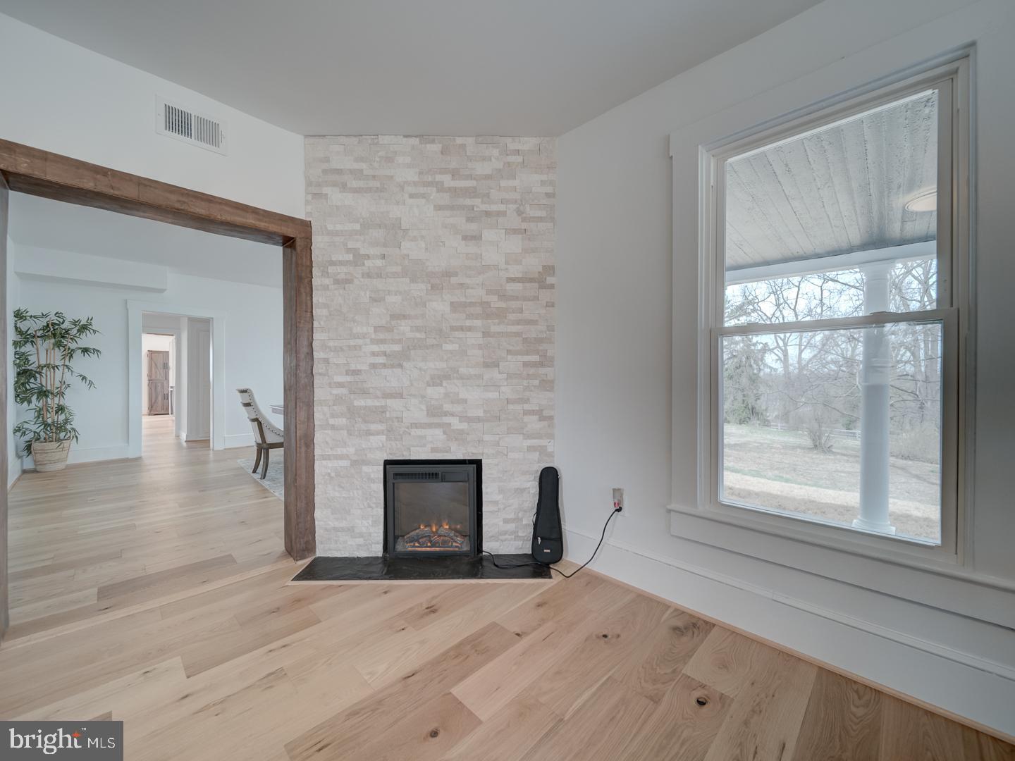 17115 SIMPSON CIR, PAEONIAN SPRINGS, Virginia 20129, 4 Bedrooms Bedrooms, ,3 BathroomsBathrooms,Residential,For sale,17115 SIMPSON CIR,VALO2092774 MLS # VALO2092774