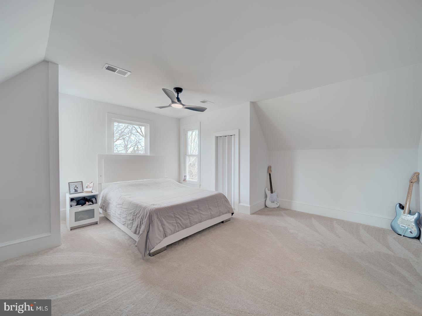 17115 SIMPSON CIR, PAEONIAN SPRINGS, Virginia 20129, 4 Bedrooms Bedrooms, ,3 BathroomsBathrooms,Residential,For sale,17115 SIMPSON CIR,VALO2092774 MLS # VALO2092774