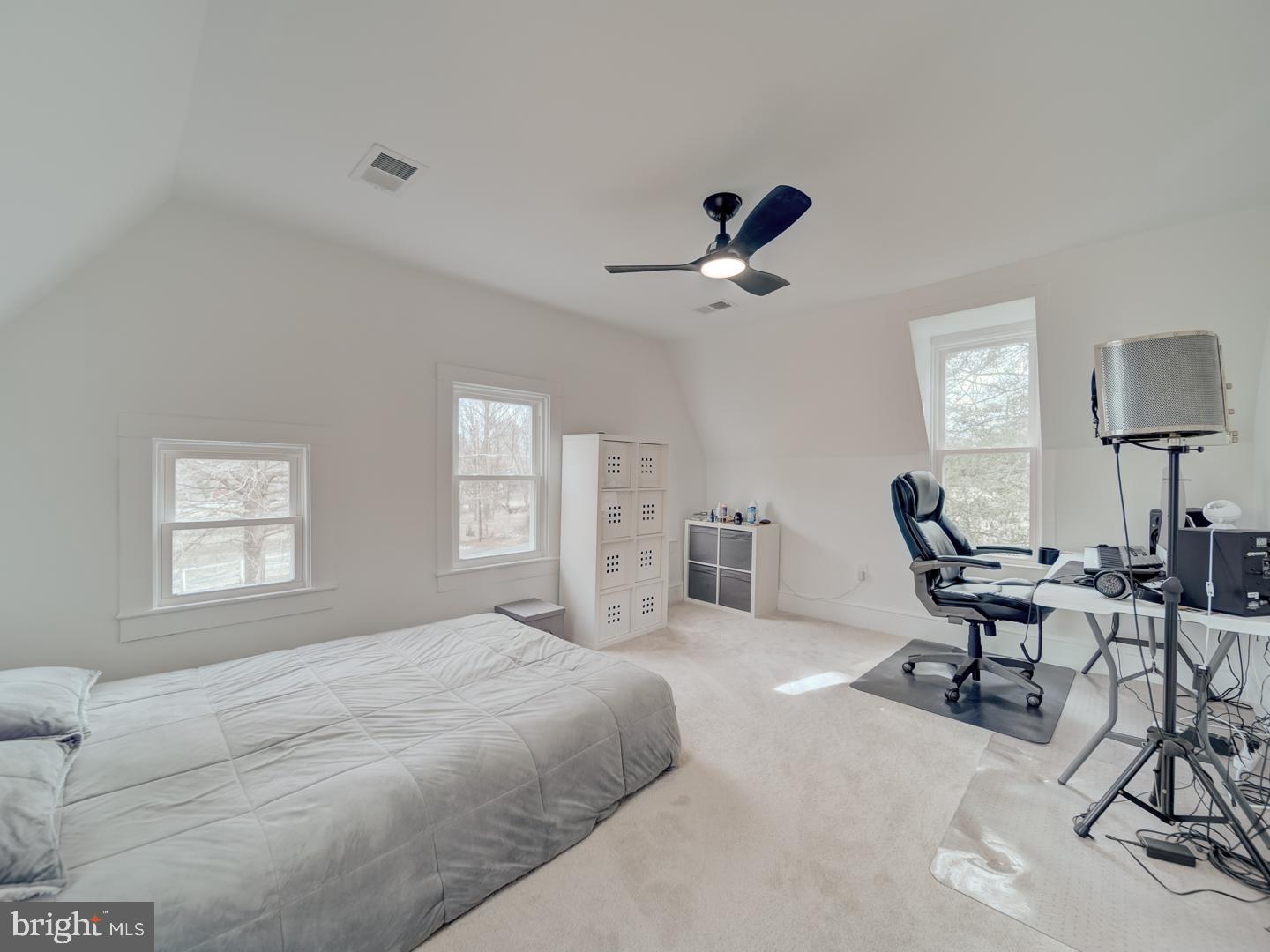 17115 SIMPSON CIR, PAEONIAN SPRINGS, Virginia 20129, 4 Bedrooms Bedrooms, ,3 BathroomsBathrooms,Residential,For sale,17115 SIMPSON CIR,VALO2092774 MLS # VALO2092774