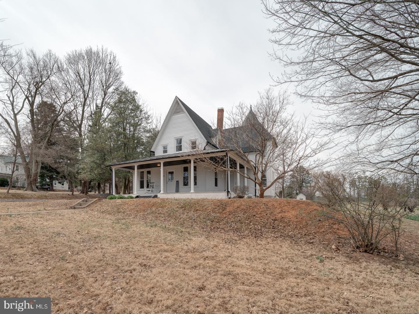 17115 SIMPSON CIR, PAEONIAN SPRINGS, Virginia 20129, 4 Bedrooms Bedrooms, ,3 BathroomsBathrooms,Residential,For sale,17115 SIMPSON CIR,VALO2092774 MLS # VALO2092774