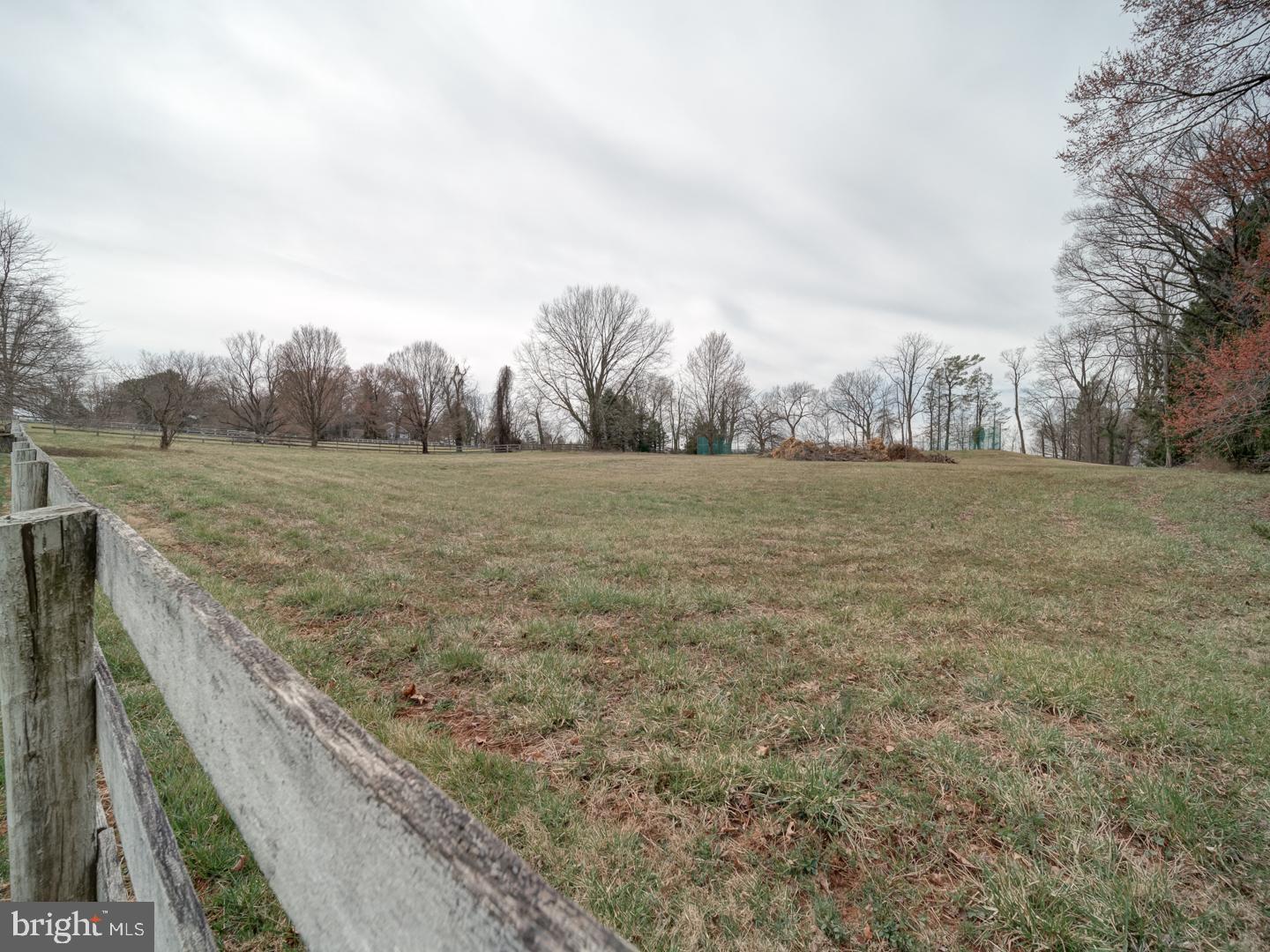 17115 SIMPSON CIR, PAEONIAN SPRINGS, Virginia 20129, 4 Bedrooms Bedrooms, ,3 BathroomsBathrooms,Residential,For sale,17115 SIMPSON CIR,VALO2092774 MLS # VALO2092774