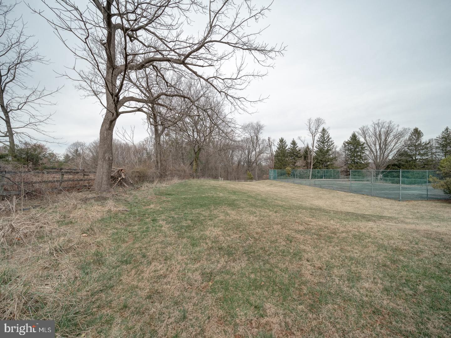17115 SIMPSON CIR, PAEONIAN SPRINGS, Virginia 20129, 4 Bedrooms Bedrooms, ,3 BathroomsBathrooms,Residential,For sale,17115 SIMPSON CIR,VALO2092774 MLS # VALO2092774