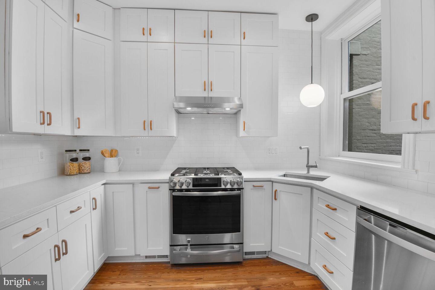 908 WESTMINSTER ST NW, WASHINGTON, District Of Columbia 20001, 4 Bedrooms Bedrooms, ,3 BathroomsBathrooms,Residential,For sale,908 WESTMINSTER ST NW,DCDC2193592 MLS # DCDC2193592