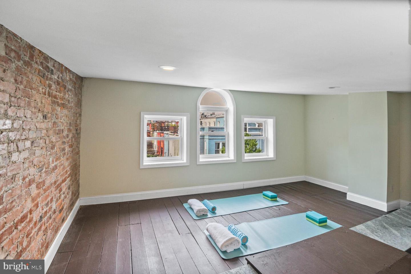 908 WESTMINSTER ST NW, WASHINGTON, District Of Columbia 20001, 4 Bedrooms Bedrooms, ,3 BathroomsBathrooms,Residential,For sale,908 WESTMINSTER ST NW,DCDC2193592 MLS # DCDC2193592