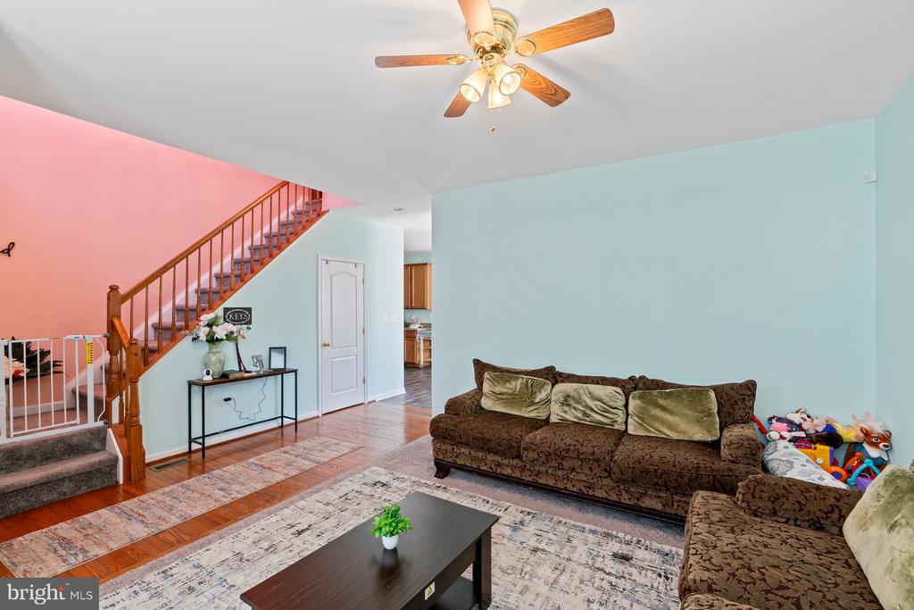 1485 HONOR PL, LOCUST GROVE, Virginia 22508, 4 Bedrooms Bedrooms, ,2 BathroomsBathrooms,Residential,1485 HONOR PL,VAOR2008970 MLS # VAOR2008970