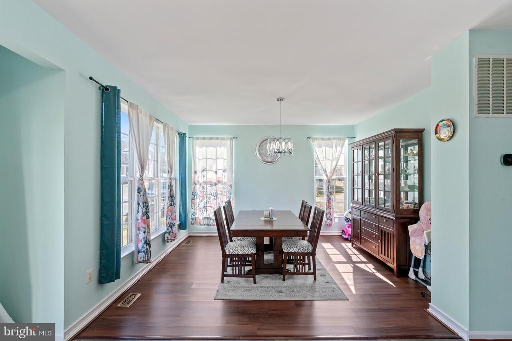 1485 HONOR PL, LOCUST GROVE, Virginia 22508, 4 Bedrooms Bedrooms, ,2 BathroomsBathrooms,Residential,1485 HONOR PL,VAOR2008970 MLS # VAOR2008970