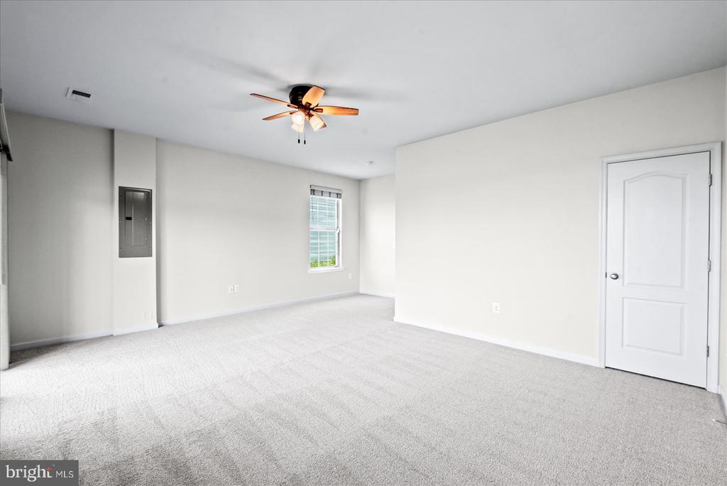 2221 CHAMPIONS WAY, FREDERICKSBURG, Virginia 22408, 4 Bedrooms Bedrooms, ,3 BathroomsBathrooms,Residential,2221 CHAMPIONS WAY,VASP2031520 MLS # VASP2031520