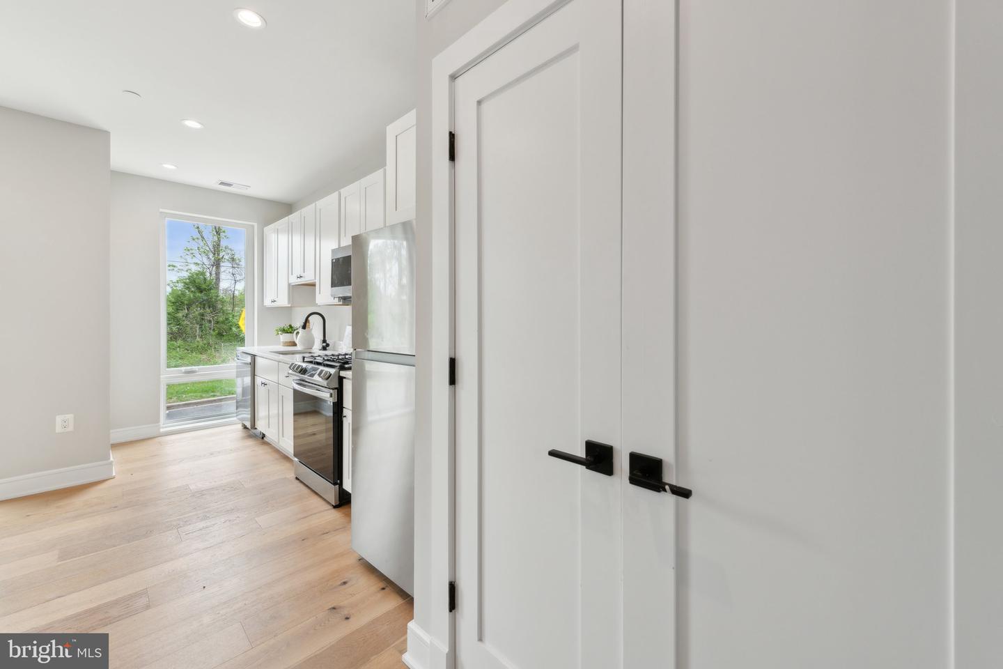1955 FAIRLAWN ST SE #101, WASHINGTON, District Of Columbia 20020, 1 Bedroom Bedrooms, ,1 BathroomBathrooms,Residential,For sale,1955 FAIRLAWN ST SE #101,DCDC2193708 MLS # DCDC2193708